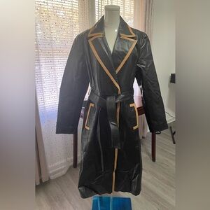 Vintage NEWPORT NEWS Women’s Belted Black Leather Coat with Tan Trim NWOT